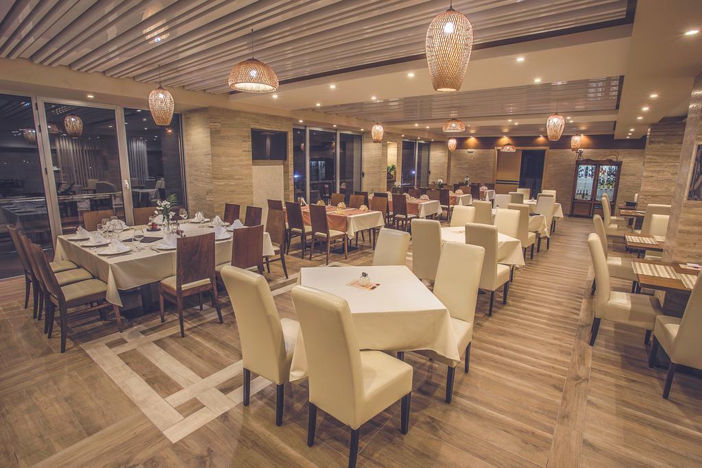 Hotel Franca バール エクステリア 写真